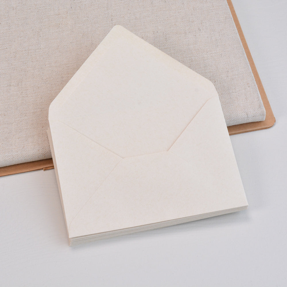 Konvolutt C6 ∙ BEIGE ∙ 10 stk