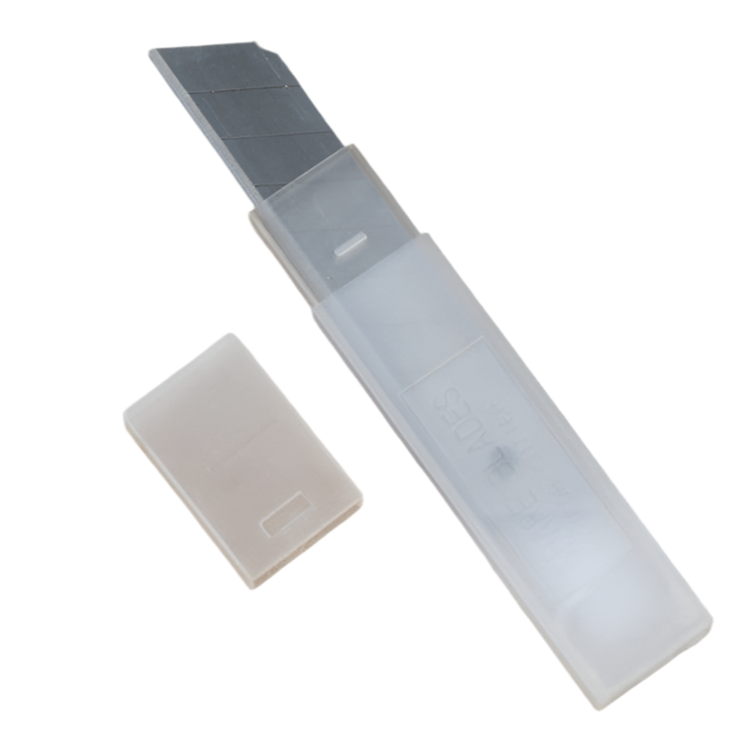 
                      
                        Knivblad ∙ 18 mm
                      
                    